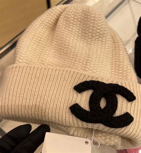 chanel red beanie